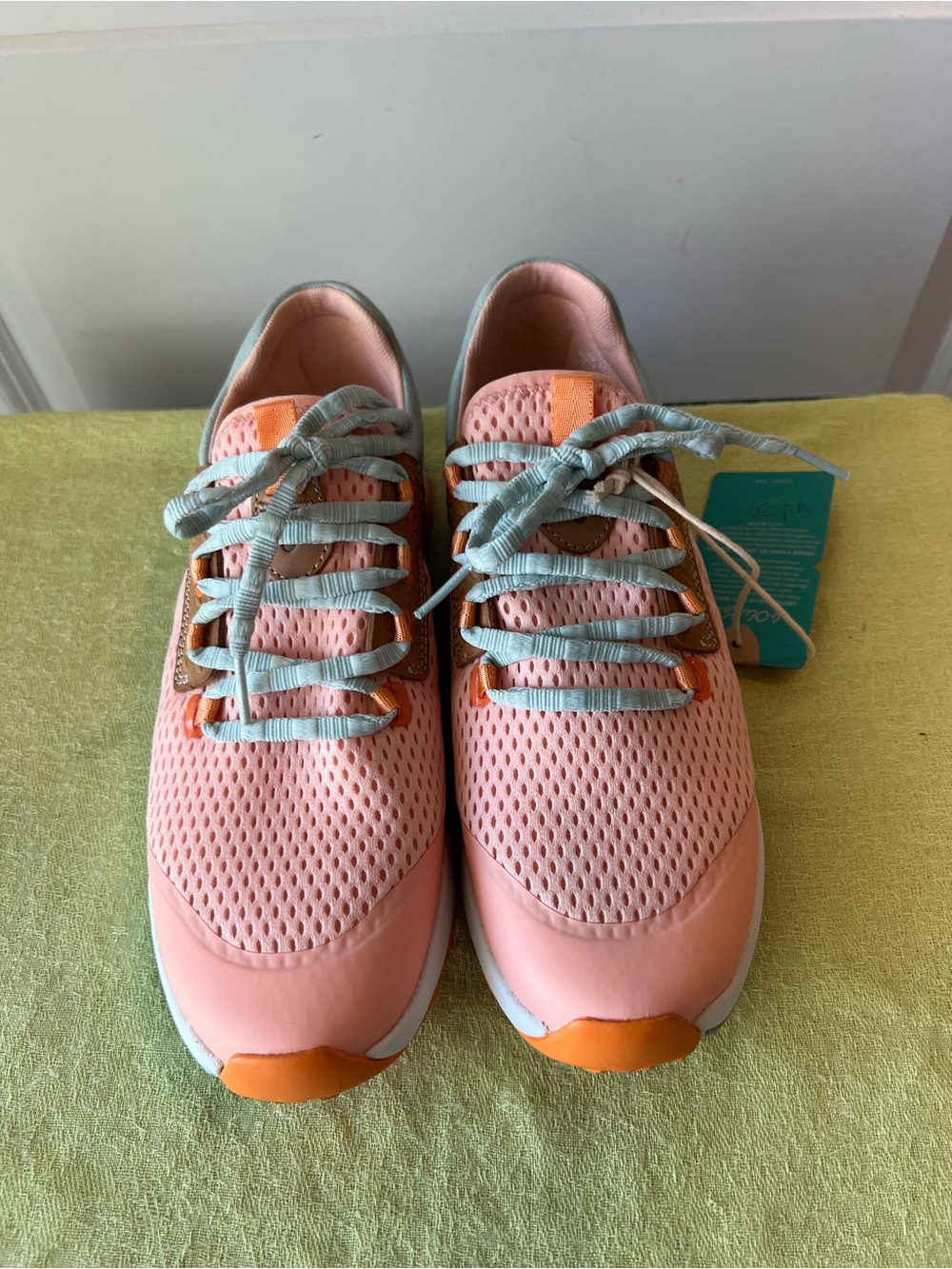 Olukai Light Coral & Mint Mesh Athletic Sneakers. Size 9.5 - Picture 6 of 12
